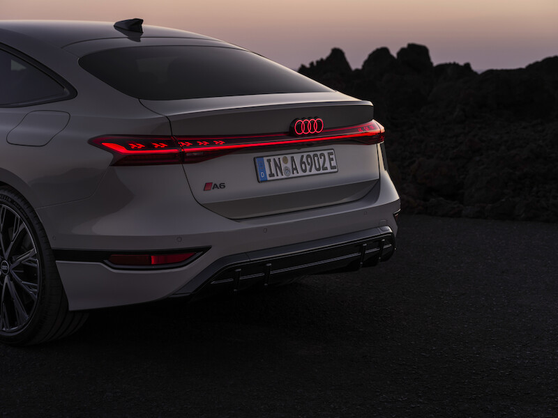 Nowe podejście do wyższej klasy średniej: Audi A6 e-tron wyznacza standardy w obszarach designu i zasięgu
