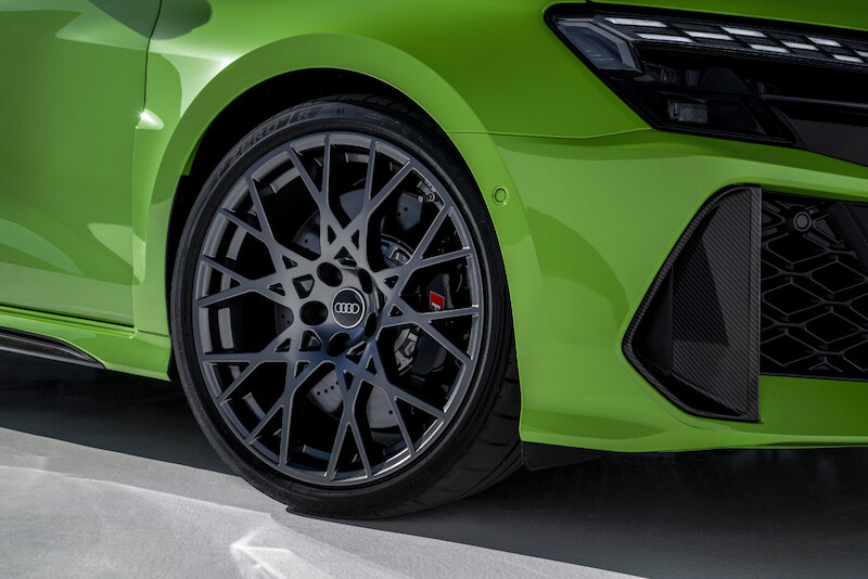 Uczta dla zmysłów: ulepszone Audi RS 3