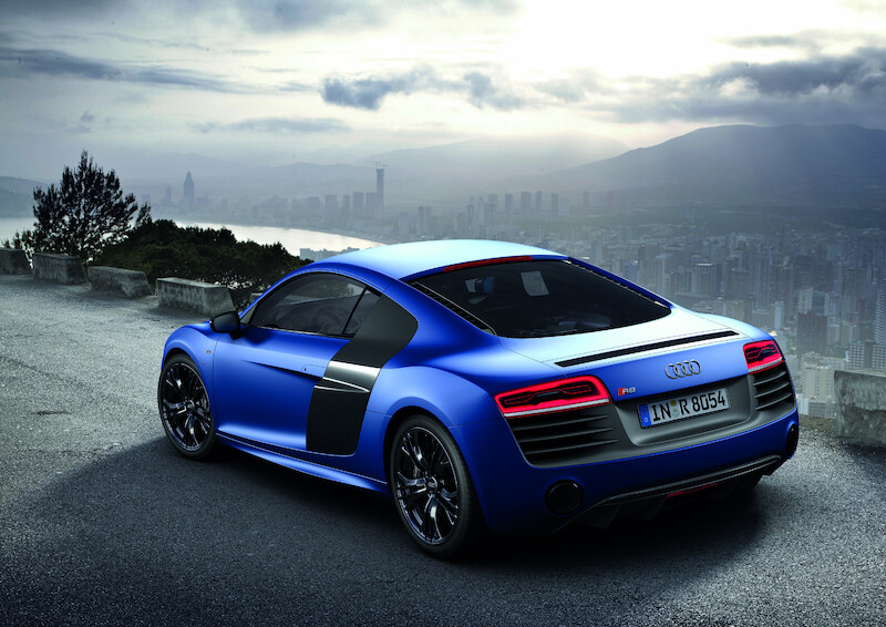 R8 V10 plus