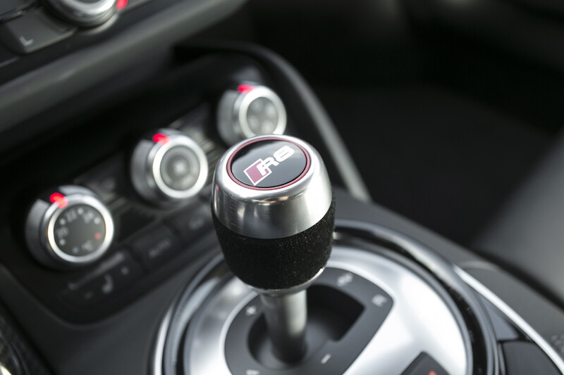 Audi R8 Coupé V10 plus