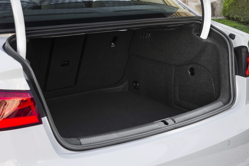 Audi A3 Limousine IV - wnętrze