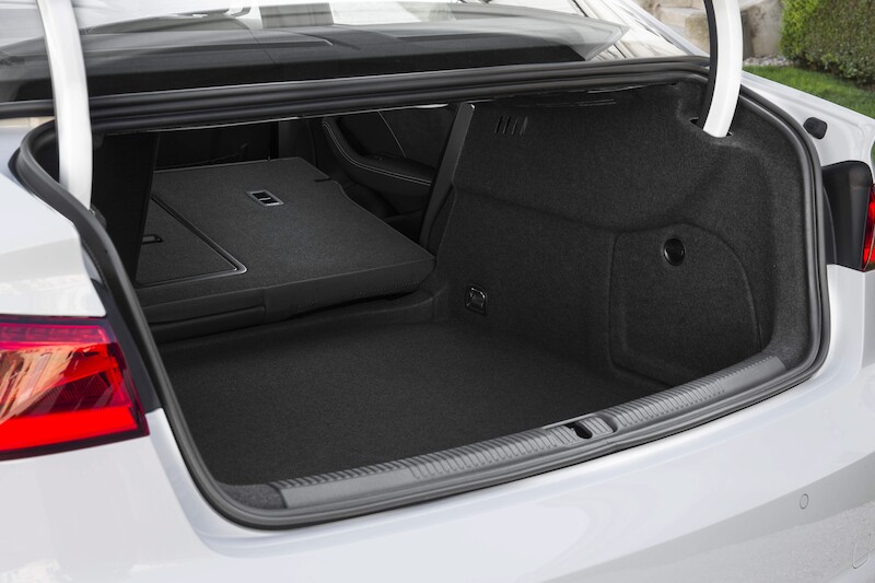 Audi A3 Limousine IV - wnętrze