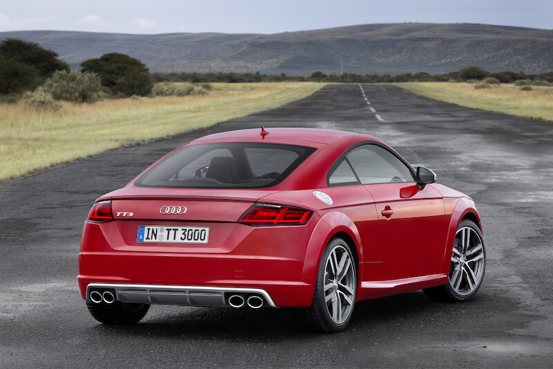 Audi TTS  Coupé