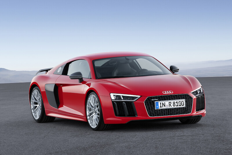 Audi R8 V10 plus
