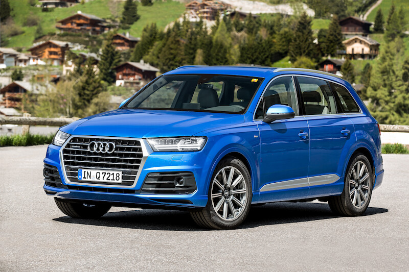 Audi Q7 - niebieski
