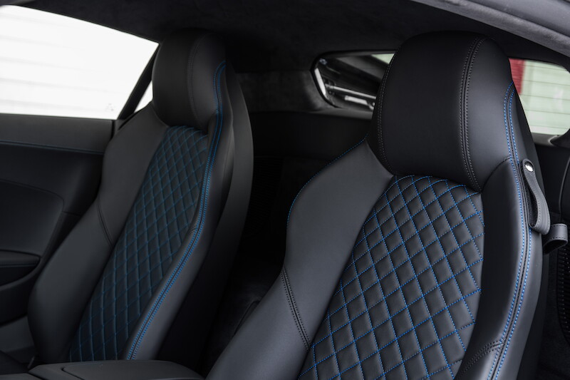 Audi R8 V10 Plus - niebieski Ara