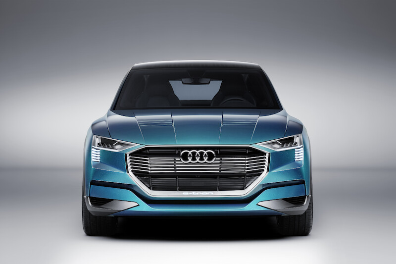 Audi e-tron quattro concept: Radość bezkompromisowej elektrycznej jazdy