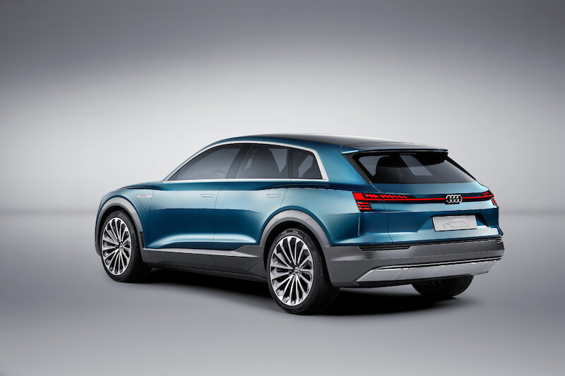 Audi e-tron quattro concept: Radość bezkompromisowej elektrycznej jazdy