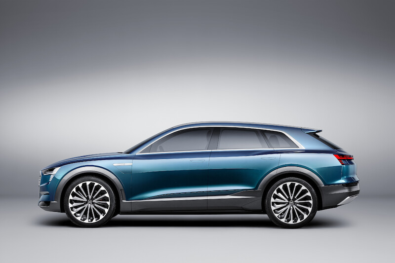 Audi e-tron quattro concept: Radość bezkompromisowej elektrycznej jazdy