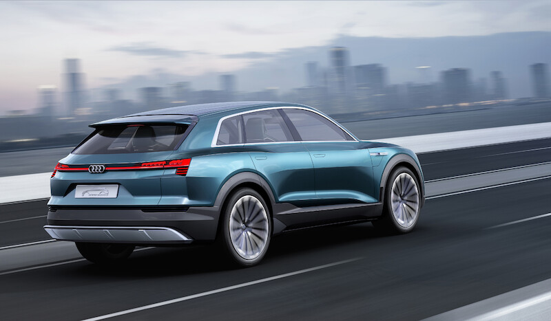 Audi e-tron quattro concept: Radość bezkompromisowej elektrycznej jazdy