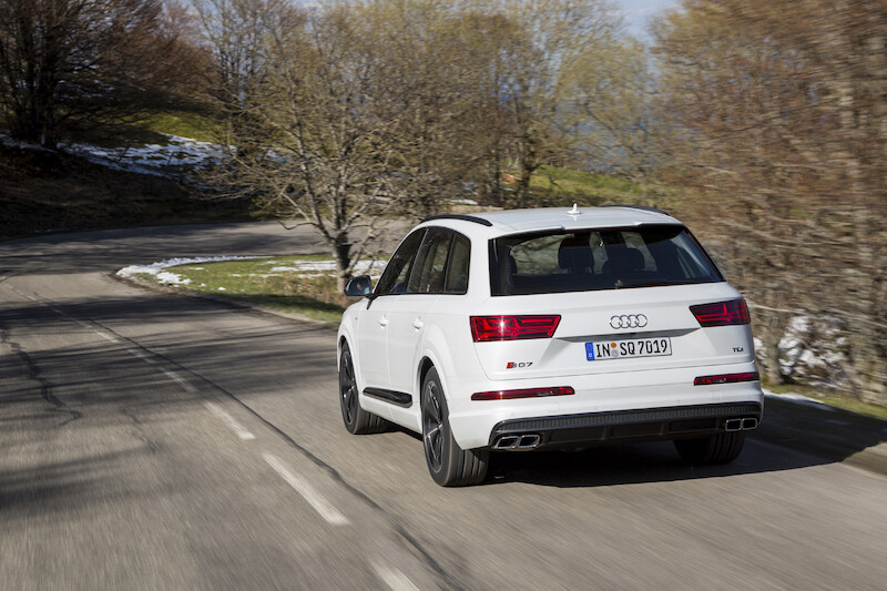 Audi SQ7 - biały Tofana