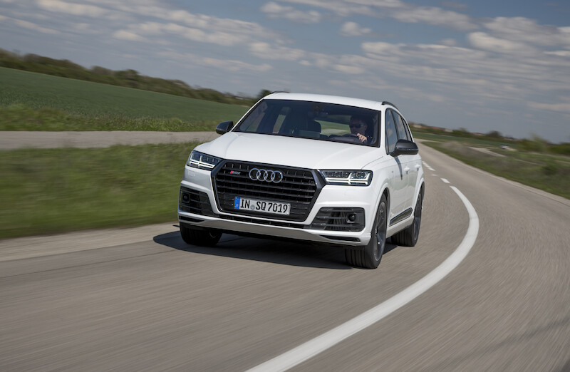 Audi SQ7 - biały Tofana