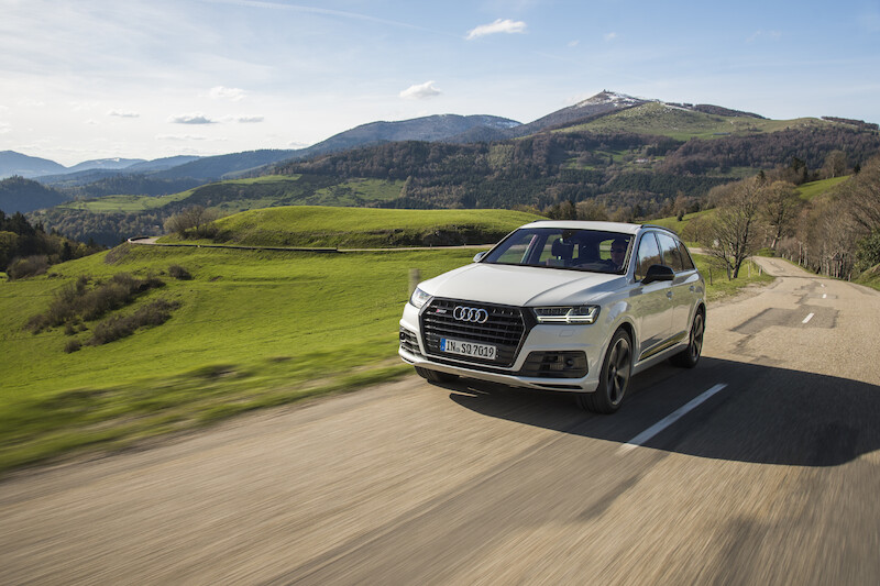 Audi SQ7 - biały Tofana