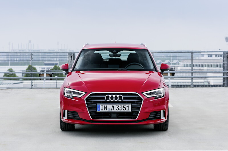 Audi A3 Sportback - czerwony Tango