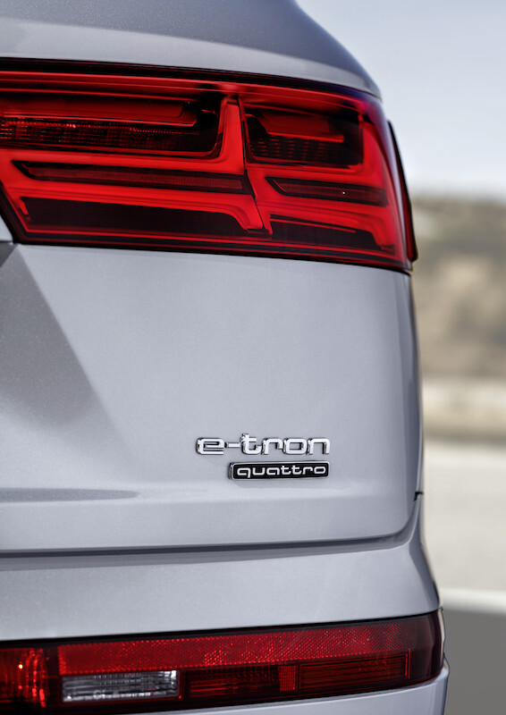 Audi Q7 e-tron 3.0 TDI quattro