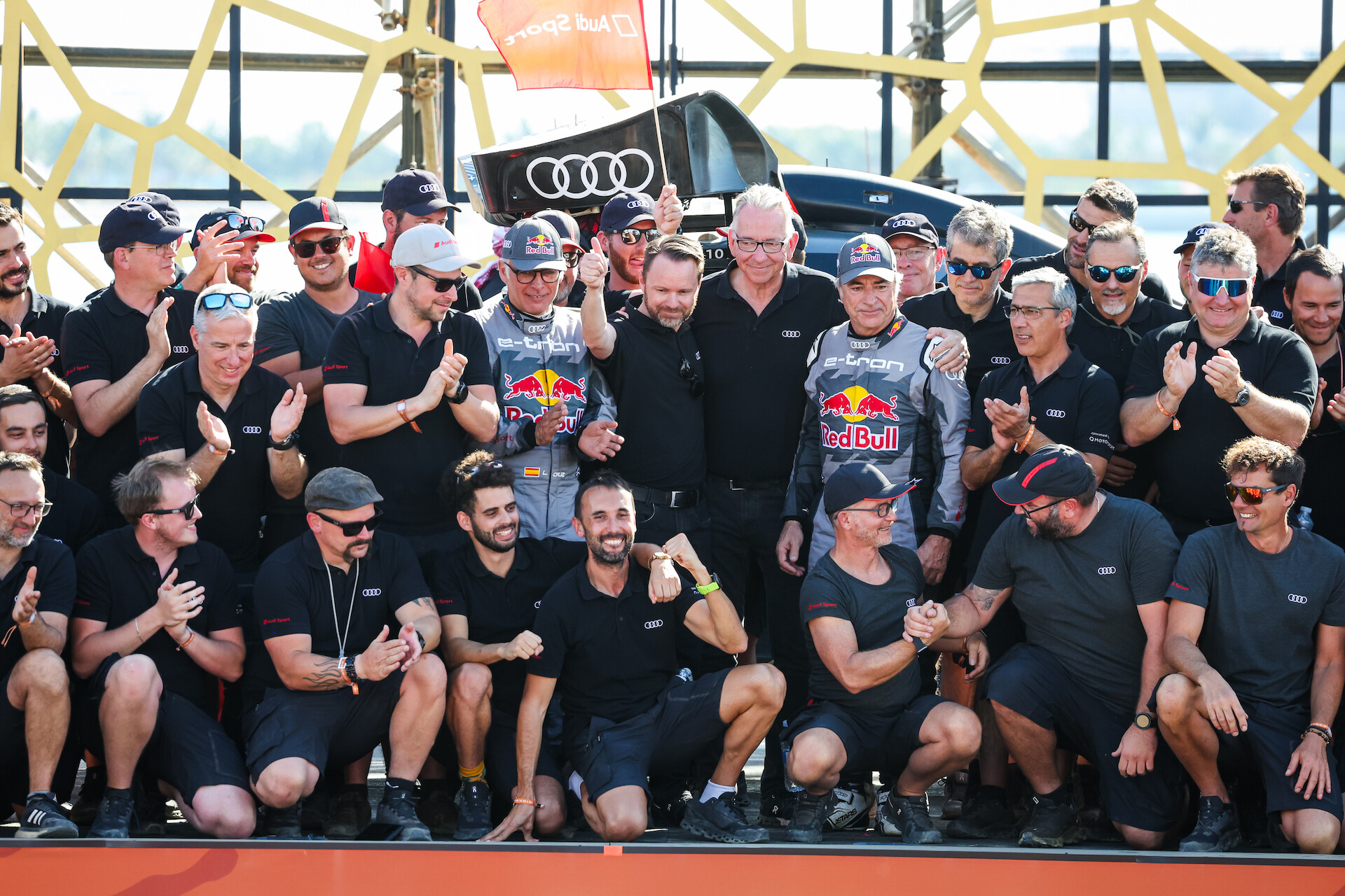 Wypowiedzi członków zespołu Audi Sport po zwycięstwie w Rajdzie Dakar