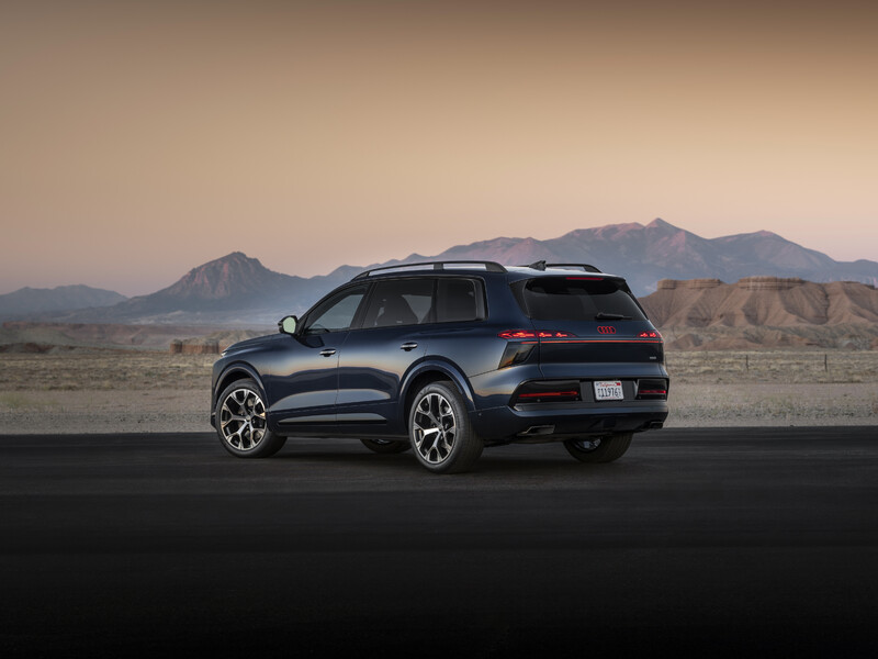 Nowy flagowy model w portfolio – Audi Q9 na nowo definiuje przestronność i komfort